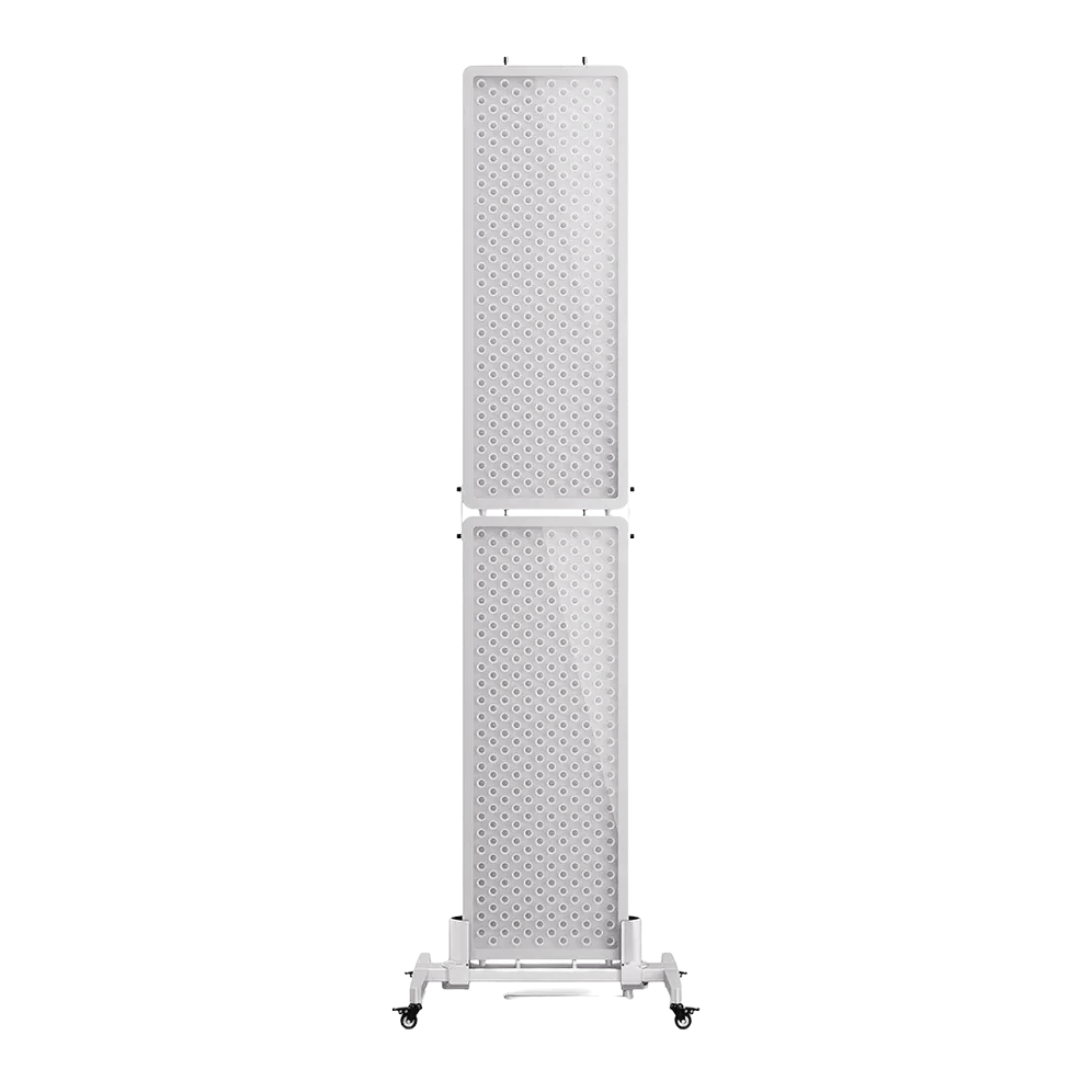 Vista frontale del pannello BestQool PRO 300 che mostra la configurazione di 600 LED a doppio chip su supporto mobile