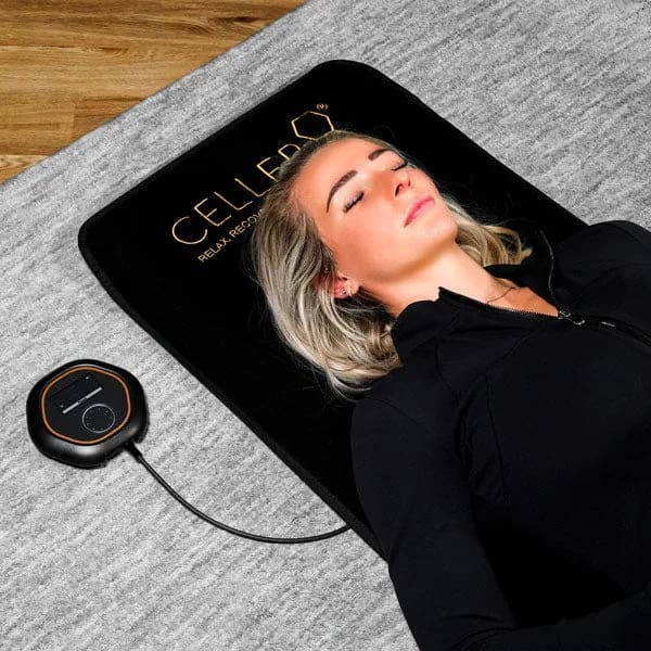 Full-body PEMF relaxation on Celler8 mat with soft cotton cover