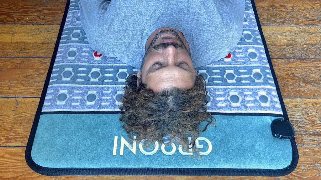 Marco on the Grooni mat seen from above