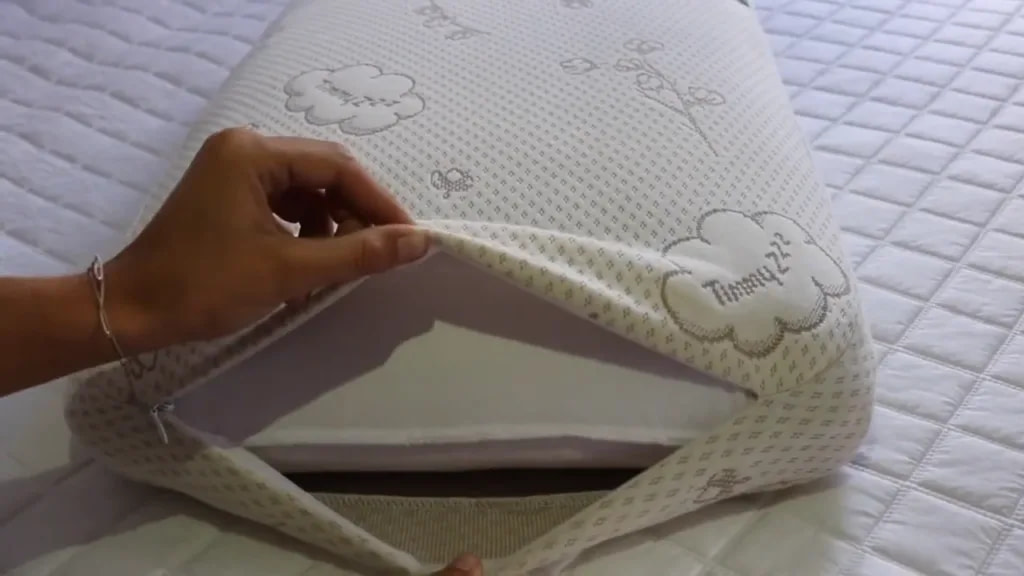 Close detail of the organic cotton cover on the Sedona TimmyZzz PEMF Pillow