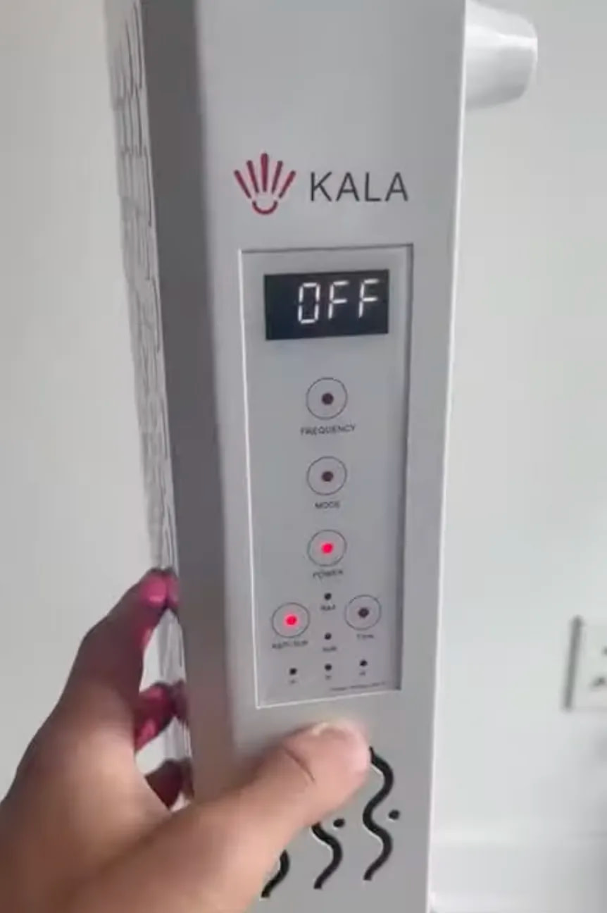Pannello di controllo integrato Kala Elite QUAD con impostazioni doppia lunghezza d'onda e timer