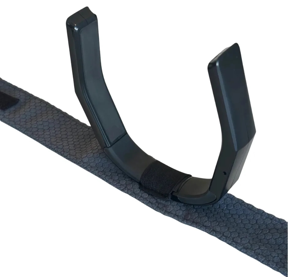 PetsPEMF PetLoop Pro fixed to its gray adjustable wrap
