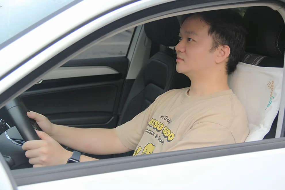 Using MiraMate PEMF pad with multiple coils for back support while driving